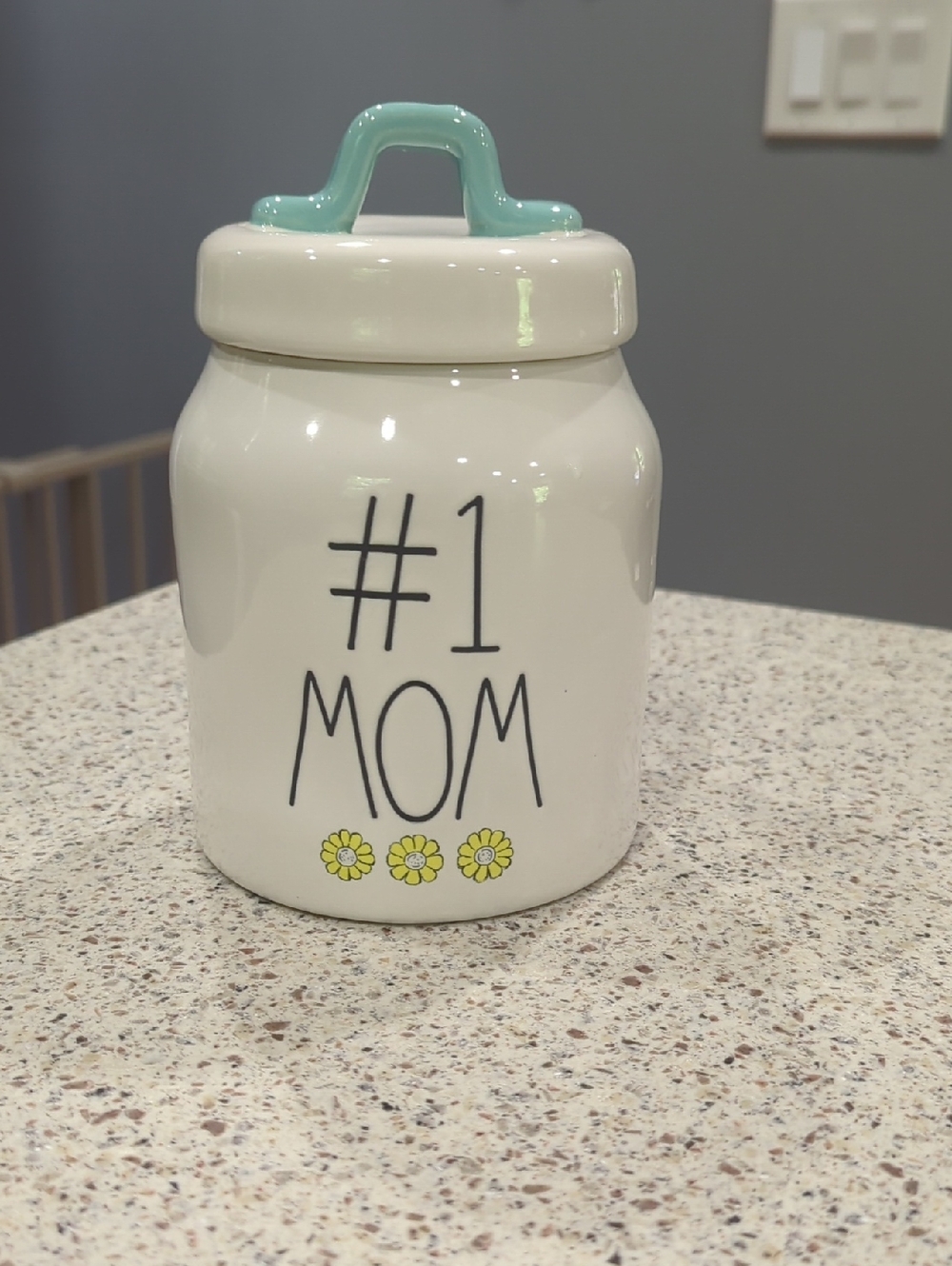 Rae Dunn #1 MOM Daisy Small Canister